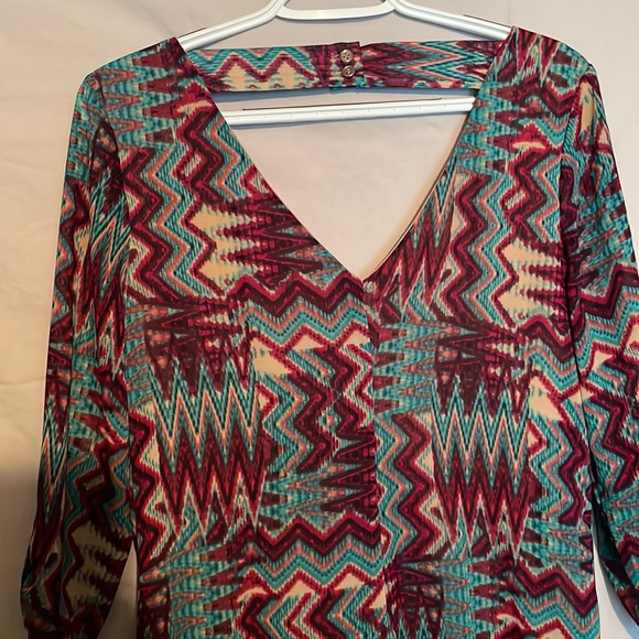 Women’s V-neck blouse - Picture 5 of 6